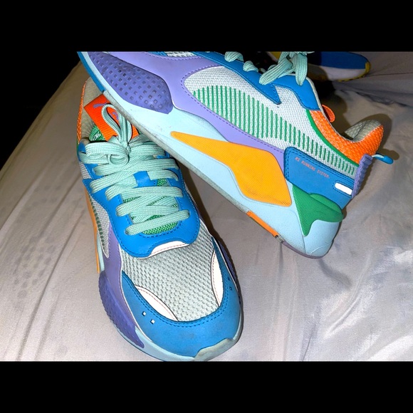 Puma Shoes - Puma cute color way combo